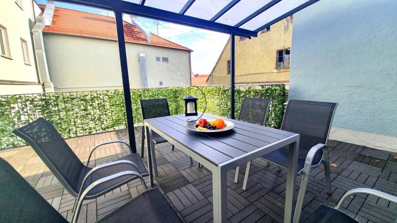 Neuburg Ferienwohnung Am Schloss Нойбург-ан-дер-Донау Екстер'єр фото