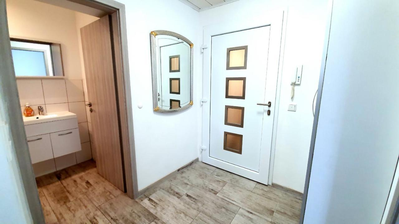 Neuburg Ferienwohnung Am Schloss Нойбург-ан-дер-Донау Екстер'єр фото